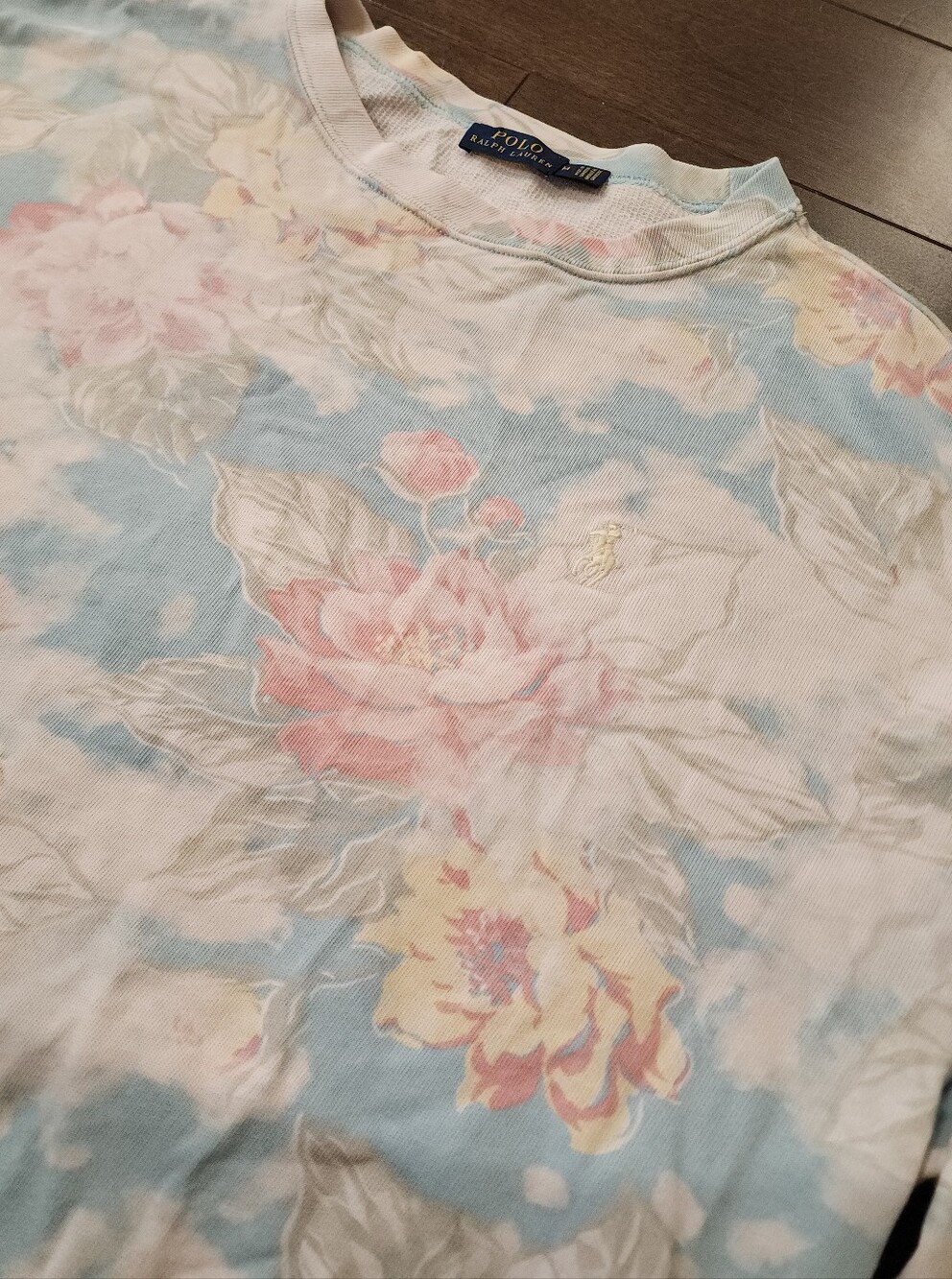 Ralph Lauren Floral Pastel Sweatshirt in Light Blue, Pink & Cream Medium - Picture 4 of 5